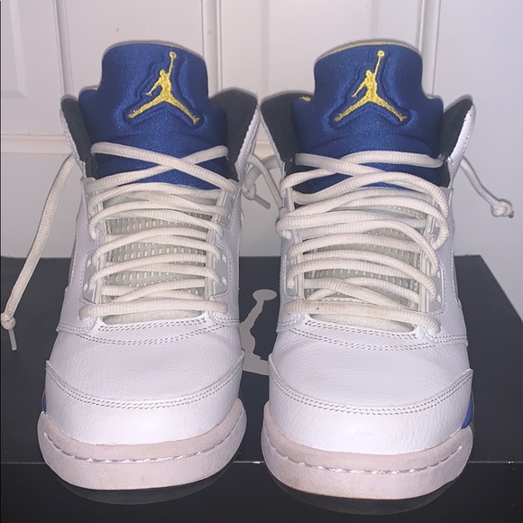 Air Jordan 5 Retro "Laney" 2013 size 7/women's 8 - Picture 3 of 6